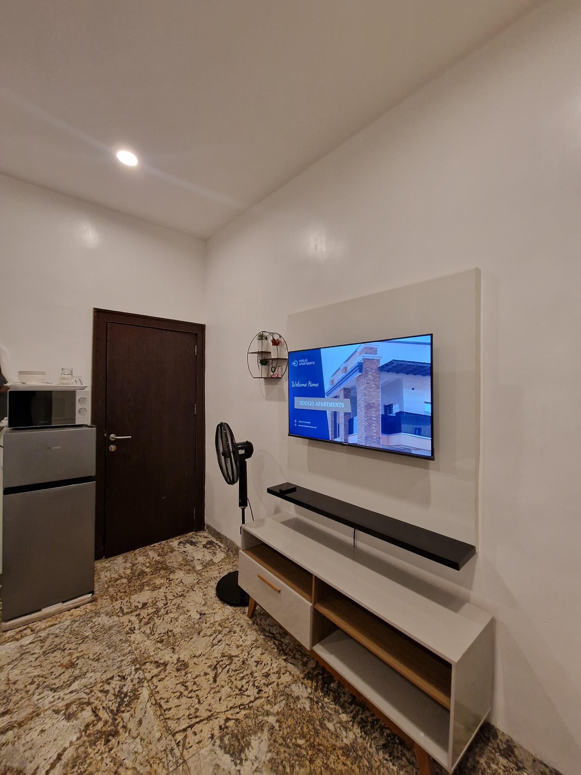 Unit image