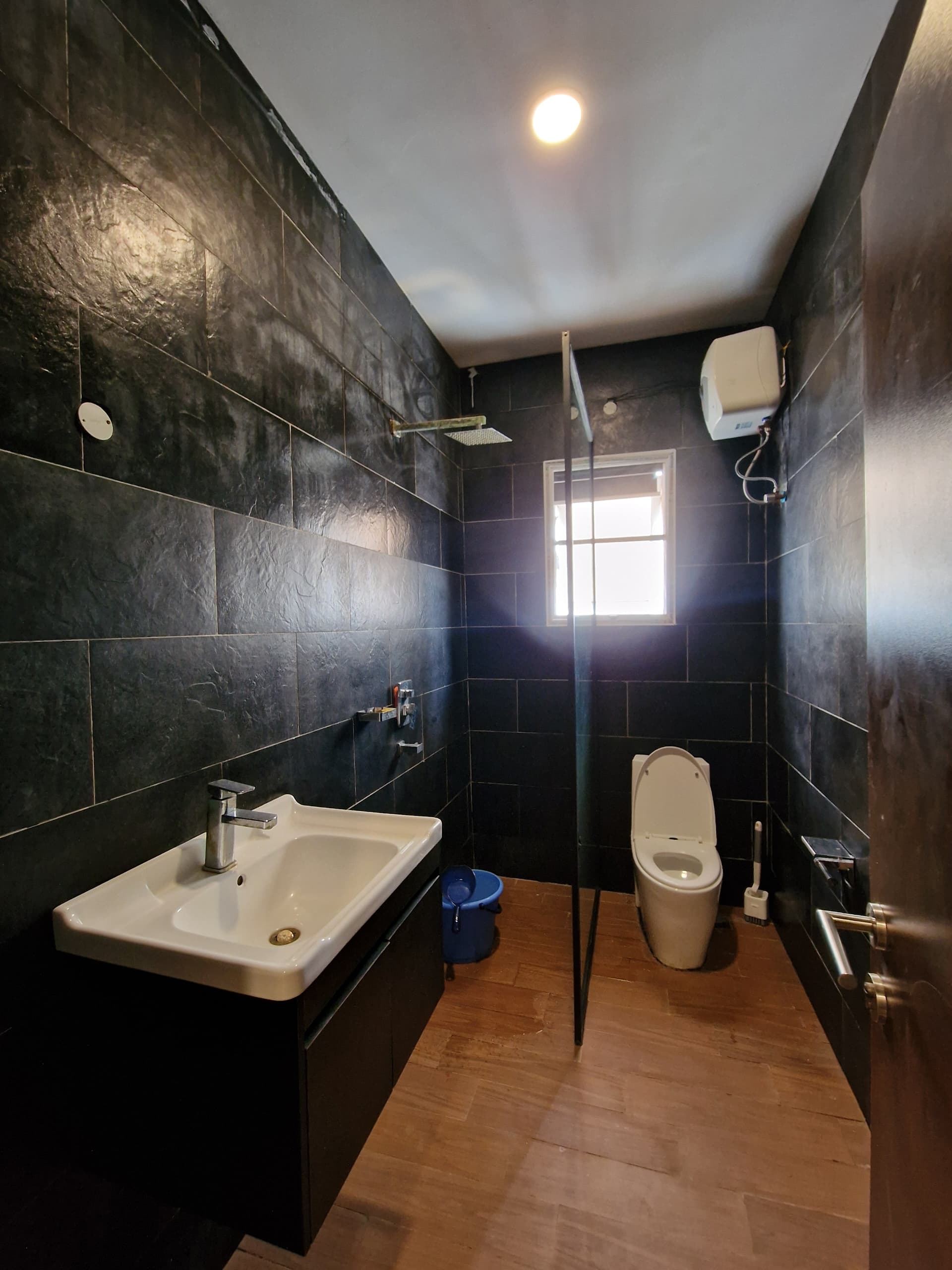 Unit image