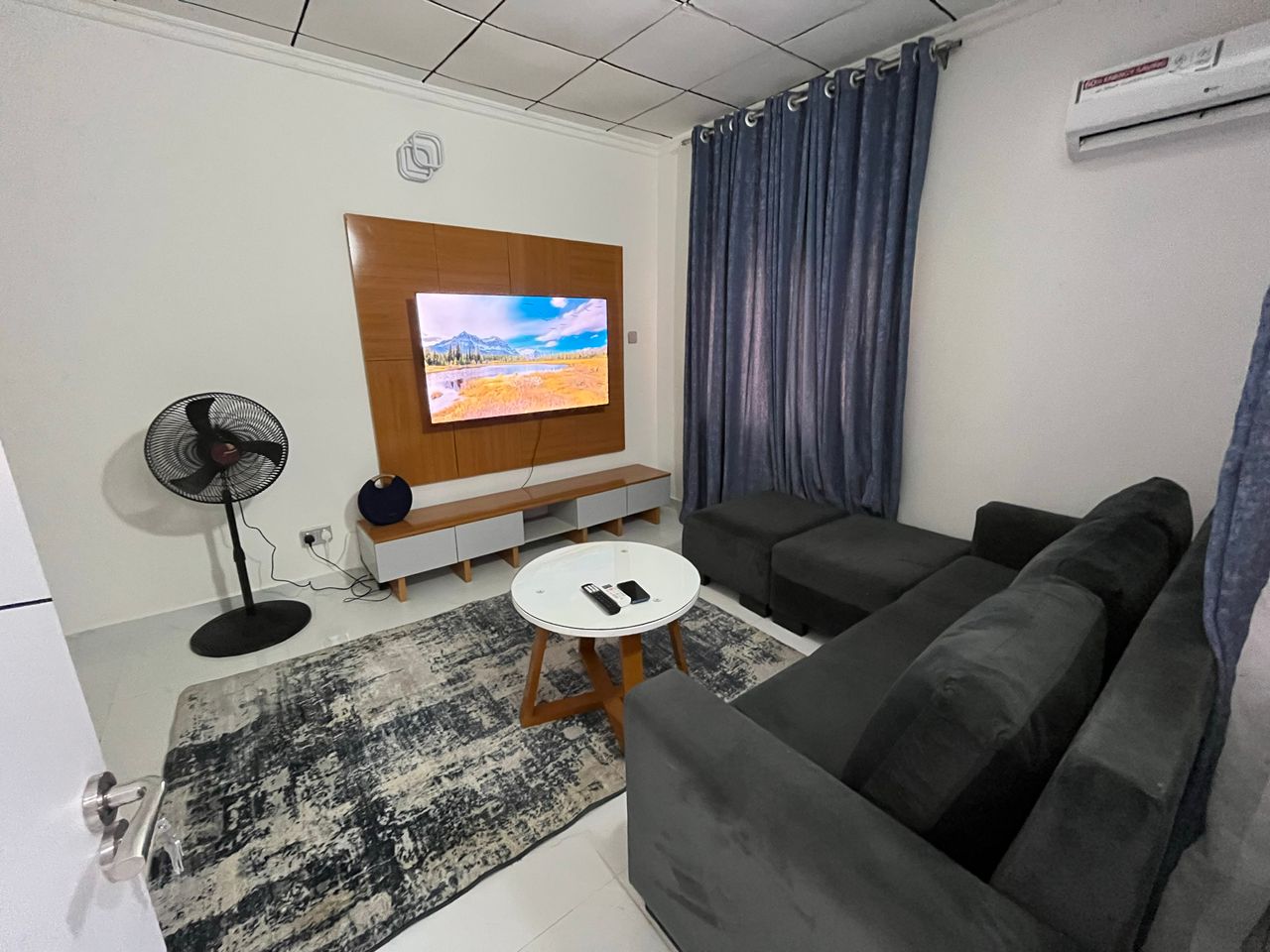 Unit image