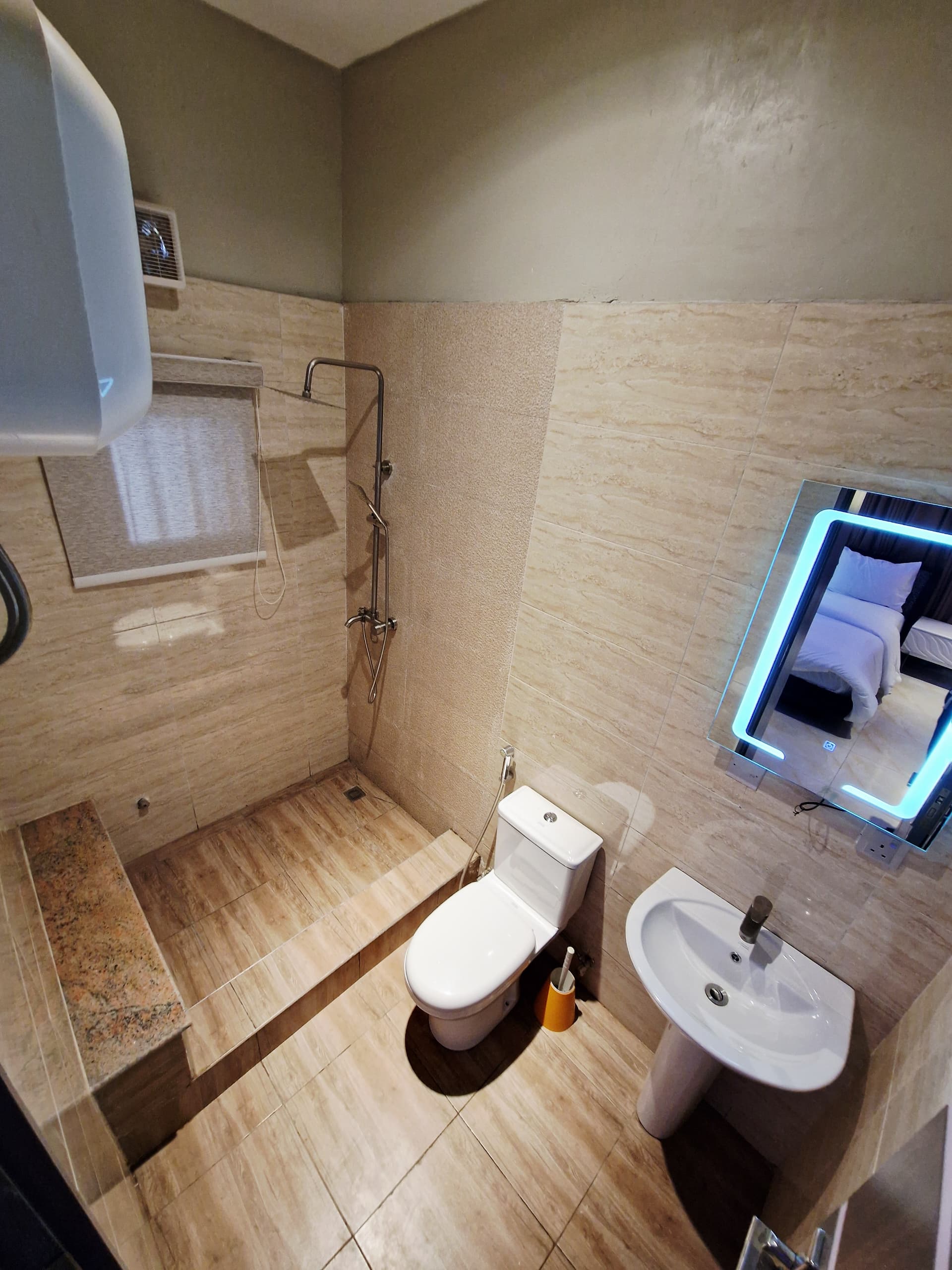 Unit image
